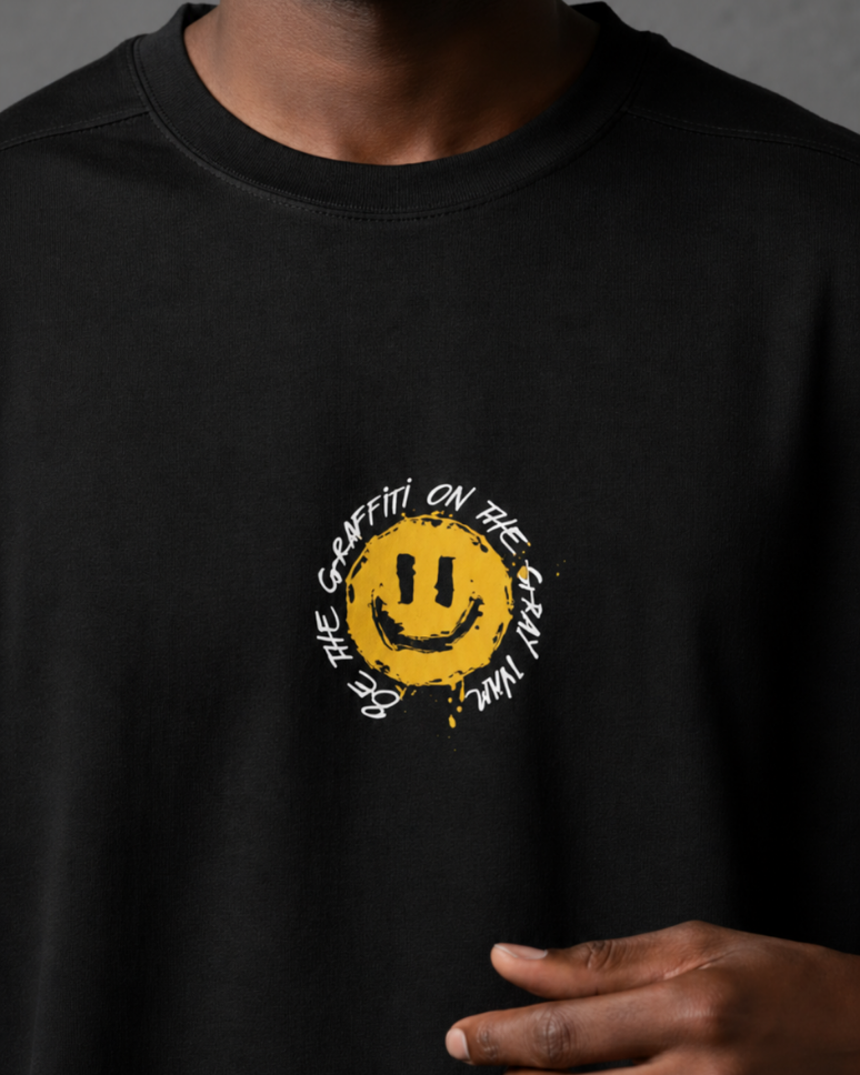 Camiseta Oversize Negra - Pantalla Gris